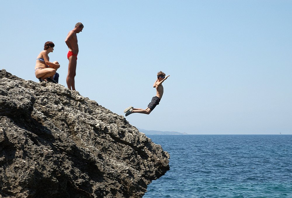 Cap Corse, Westküste, Badeplatz bei Marine di Negru (Eva, Ralf, Flo 2).JPG