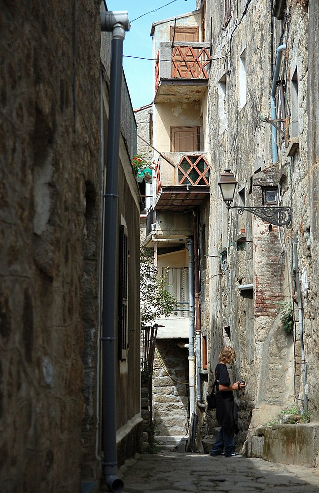 Sartène, Gasse.JPG