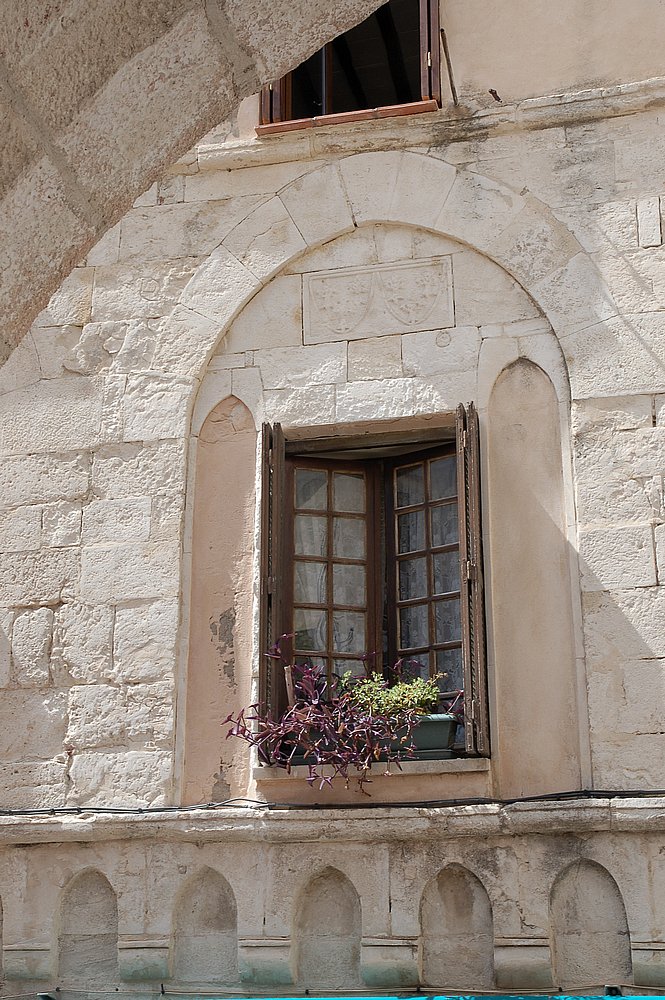 Südküste, Bonifacio, Fenster 1.JPG