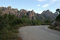 D268 zw. Col de Bavella und Bocca di Larone (bei den Cascades du Polischellu).JPG