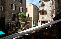 Sartène, Plätzchen in der Altstadt 2.JPG